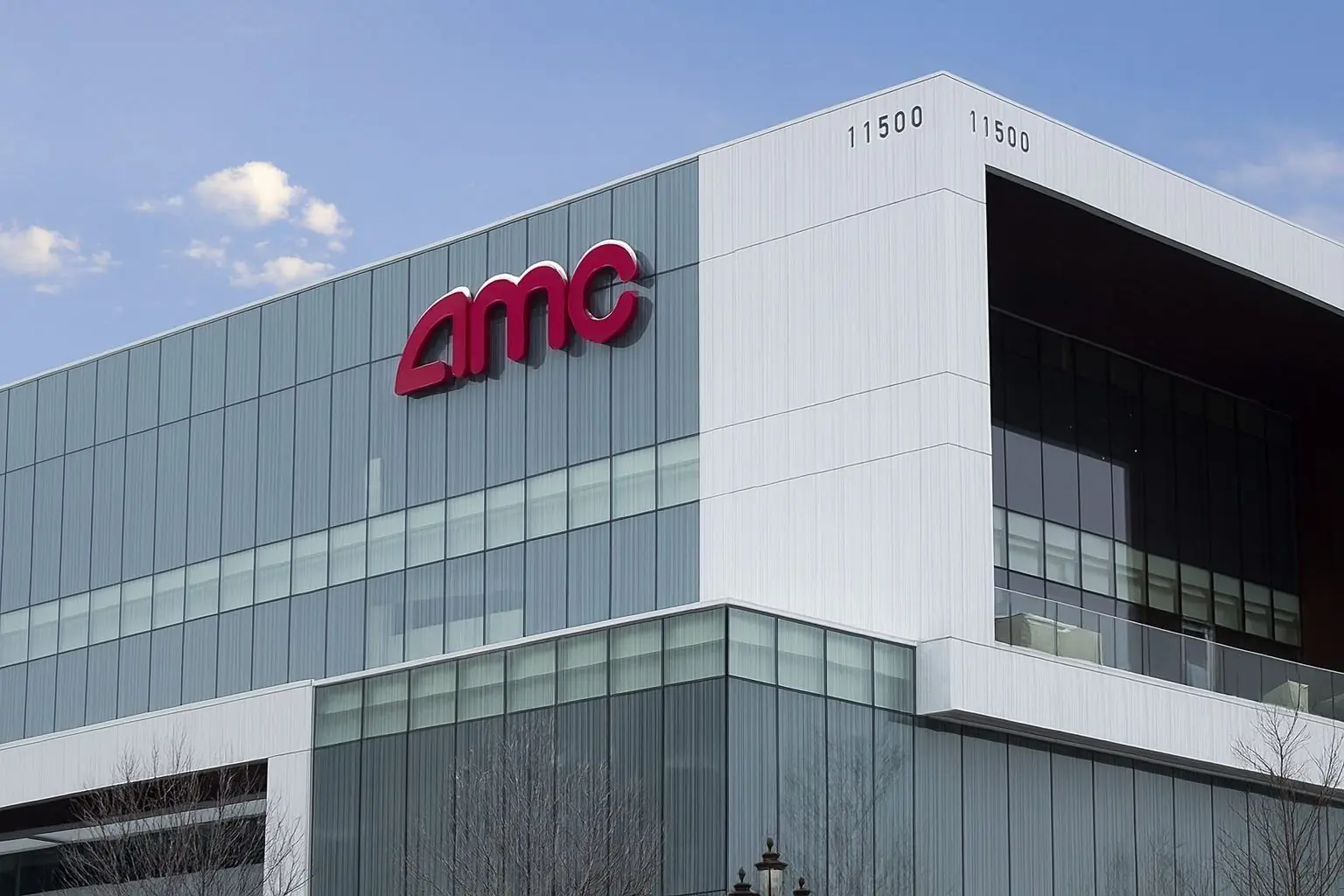 AMC Stock News Today (December 6, 2025): Hycroft Exit, Critical Shareholder Vote and 2026 Recovery Hopes