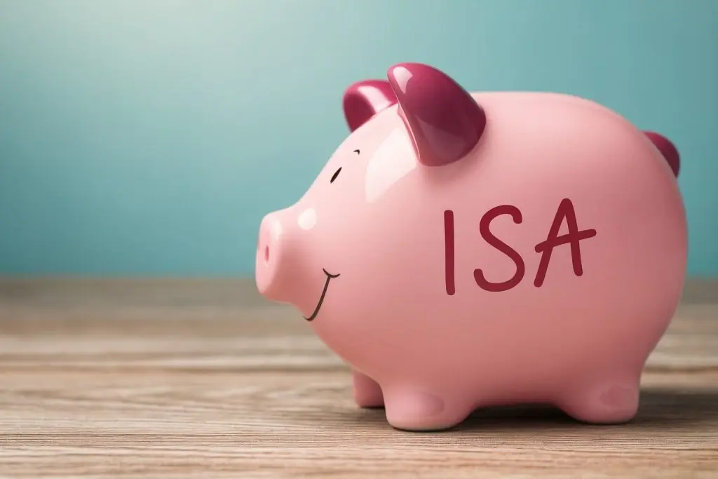 Budget 2025: Rachel Reeves to Cut Cash ISA Limit to £12,000 as Banks Launch Last-Minute Rate War