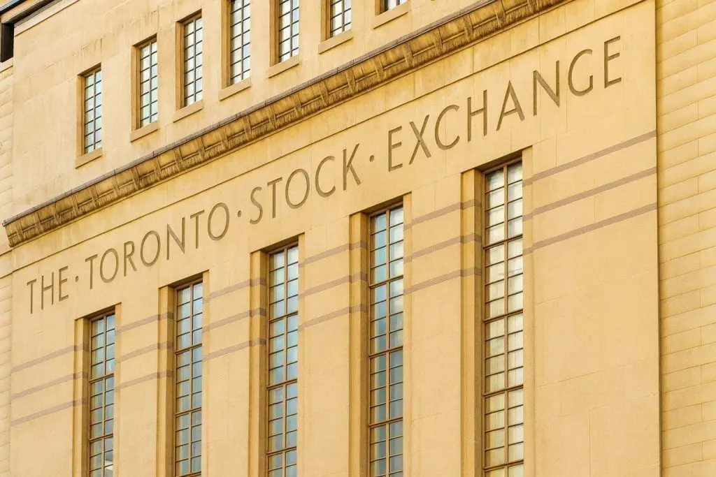 Canada Stock Market Today, December 9, 2025: TSX Climbs as Gold Stocks Rally Ahead of Fed and Bank of Canada Decisions