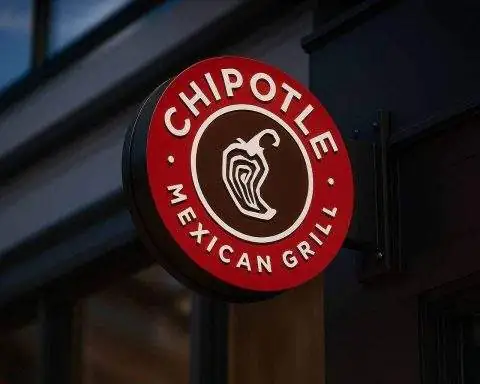 Chipotle stock edges up in premarket after 4% rebound as analysts turn less cautious