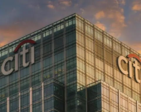 Citigroup (C) Stock Before the Market Opens on December 1, 2025: Latest News, Analyst Targets and Big-Money Moves