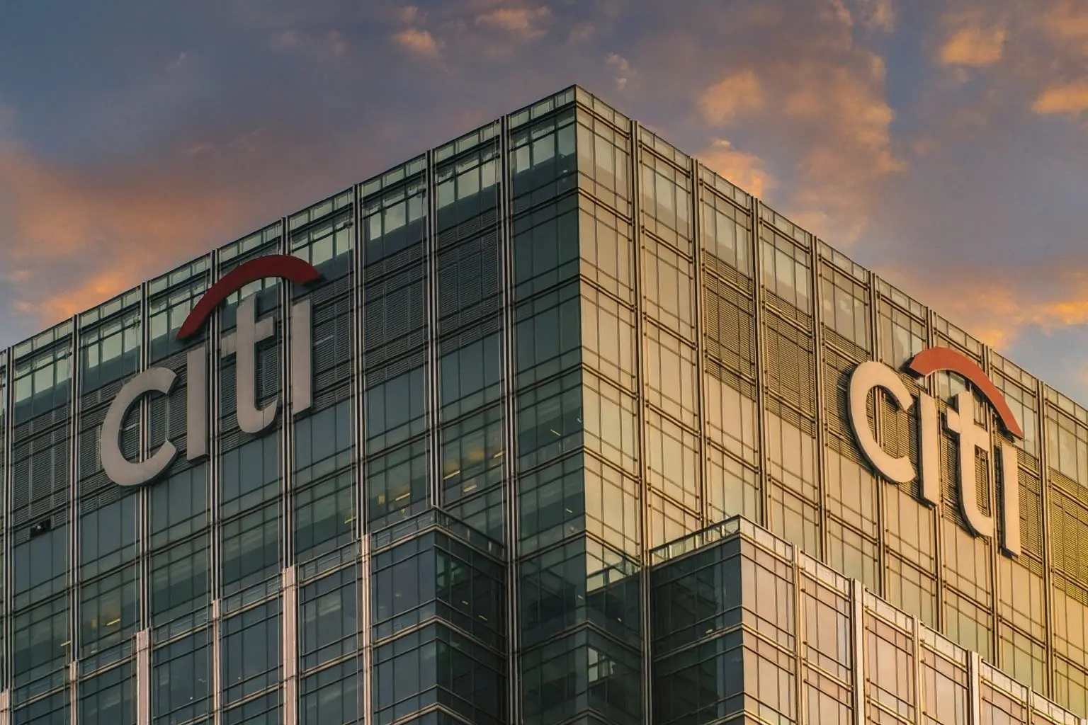 Citigroup (C) Stock Before the Market Opens on December 1, 2025: Latest News, Analyst Targets and Big-Money Moves