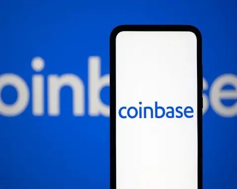 Coinbase Stock (COIN) Rallies on Institutional Buying as Valuation Debate Intensifies – Latest Update for November 30, 2025