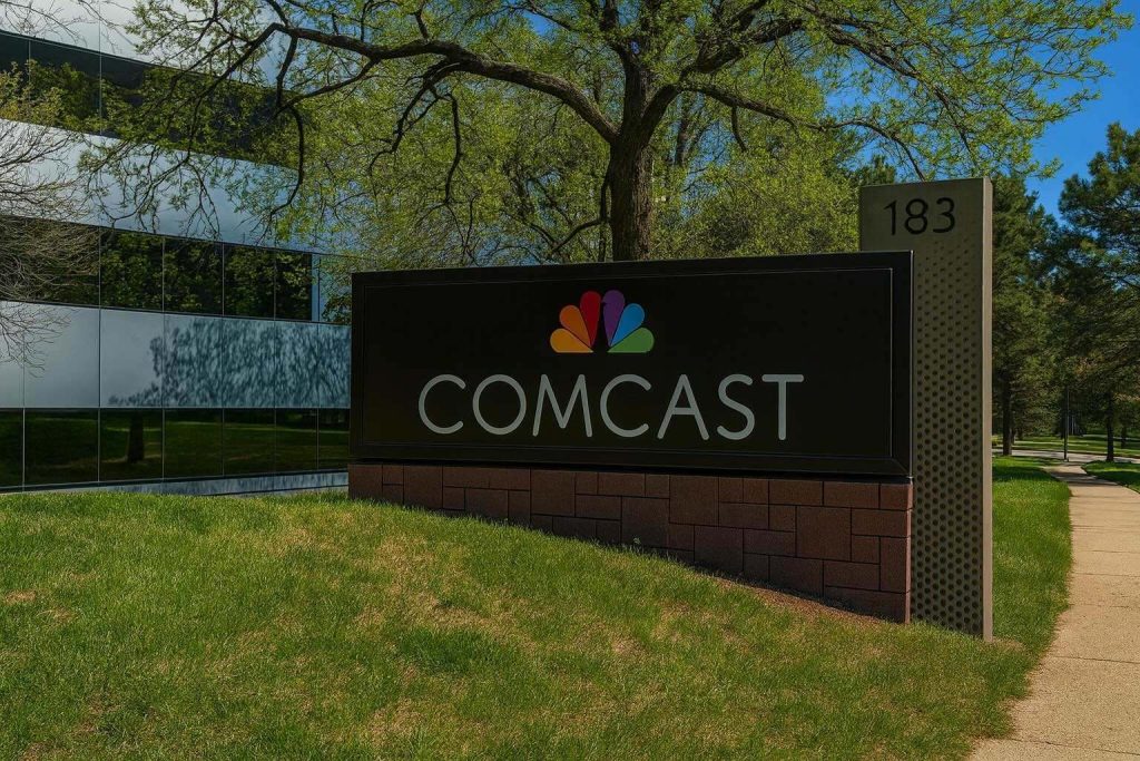 Comcast Stock (CMCSA) Today: News, Forecasts, and What Wall Street Is Watching on Dec. 12, 2025
