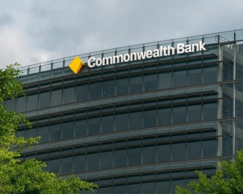 Commonwealth Bank of Australia (ASX: CBA) Share Price on 5 December 2025: Outlook, Help to Buy Launch and Valuation Risks