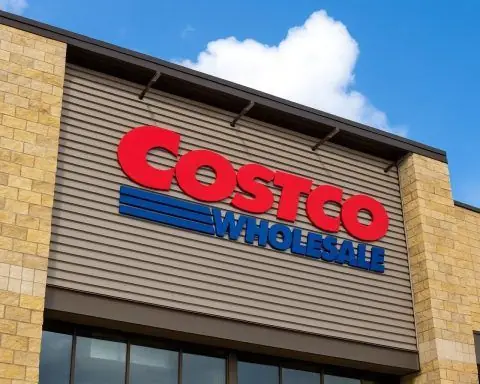 Costco Stock Today (COST): Shares Edge Higher on Black Friday as Investors Eye December Earnings