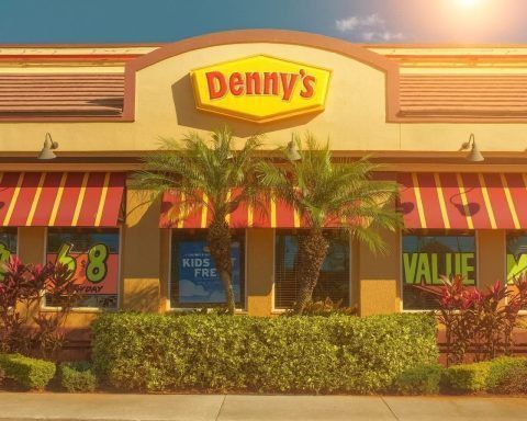Denny’s Closes Santa Rosa and Barrie Locations as 150 Restaurants Face Axe After $620 Million Sale