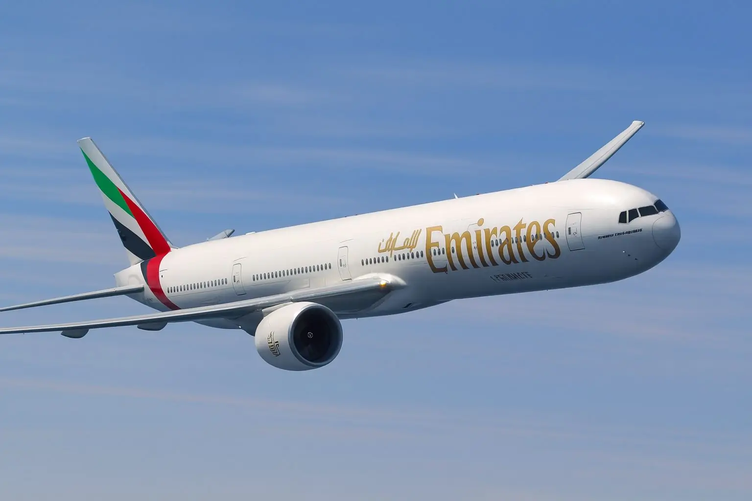 Emirates Pilot Salary 2025 & Hiring Drive 2026: Pay, Perks and Jobs in the Airline’s 1,500‑Pilot Expansion
