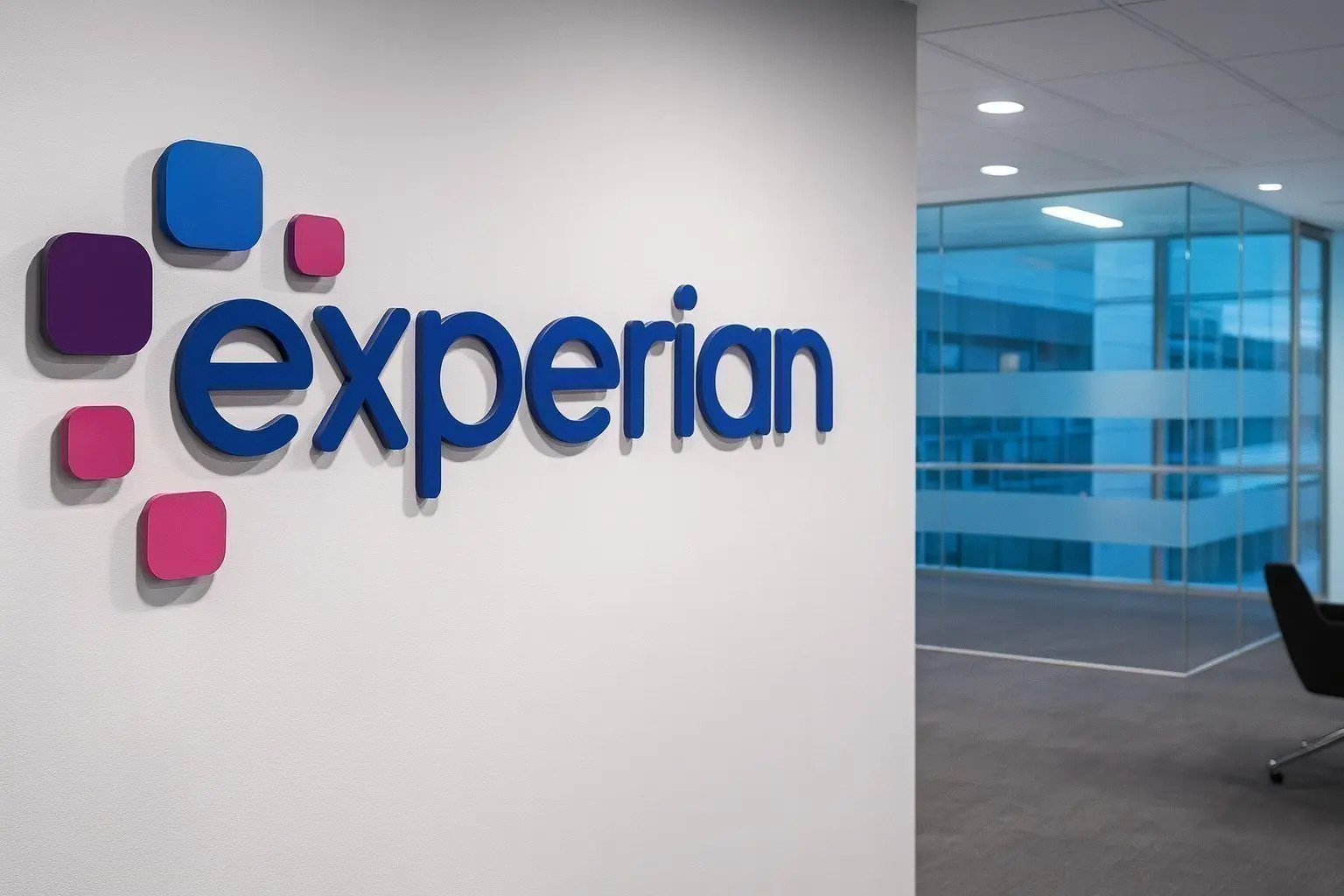 Experian PLC (LON: EXPN) Stock on 8 December 2025: Price, Guidance Upgrade and Analyst Forecasts Into 2026