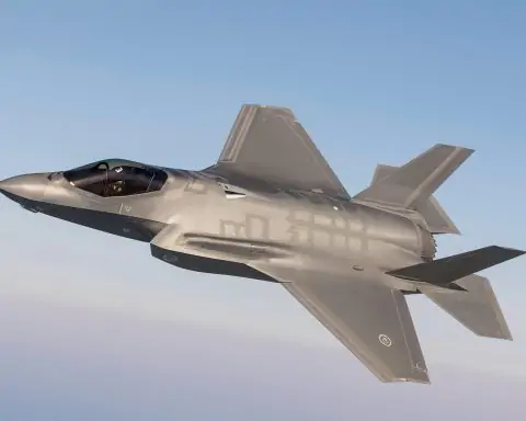 F‑35 vs Gripen: Leaked Report and 13,000‑Job Swedish Offer Put Canada’s Fighter Jet Choice Under New Pressure