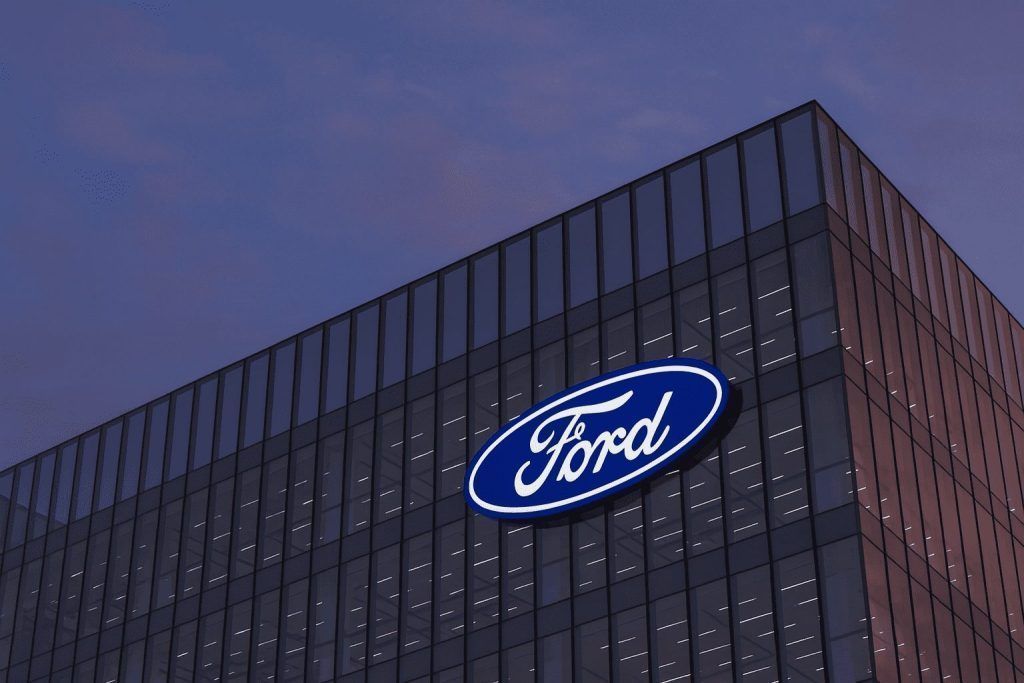 Ford Stock Today (F): Price, Amazon Deal and EV Pivot on November 21, 2025