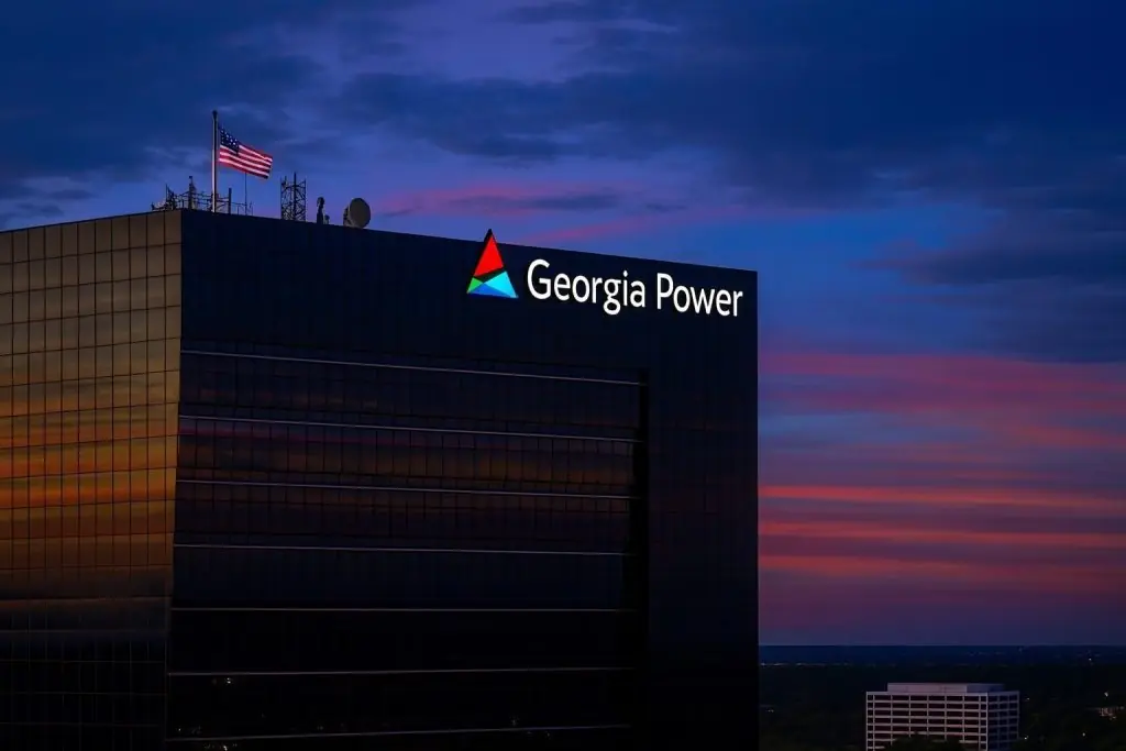 Georgia Power Data Center Plan Could Push Bills Higher and Bring New Power Lines Through Homes, Regulators Warn