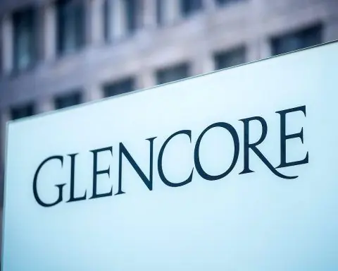 Glencore (GLEN) Share Price Today: Smelter Bailouts, China Copper Squeeze and New China IPO Bet – 26 November 2025