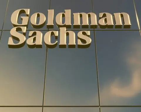 Goldman Sachs (GS) Stock Near Record Highs: Latest News, Forecasts and 2026 Outlook – 7 December 2025