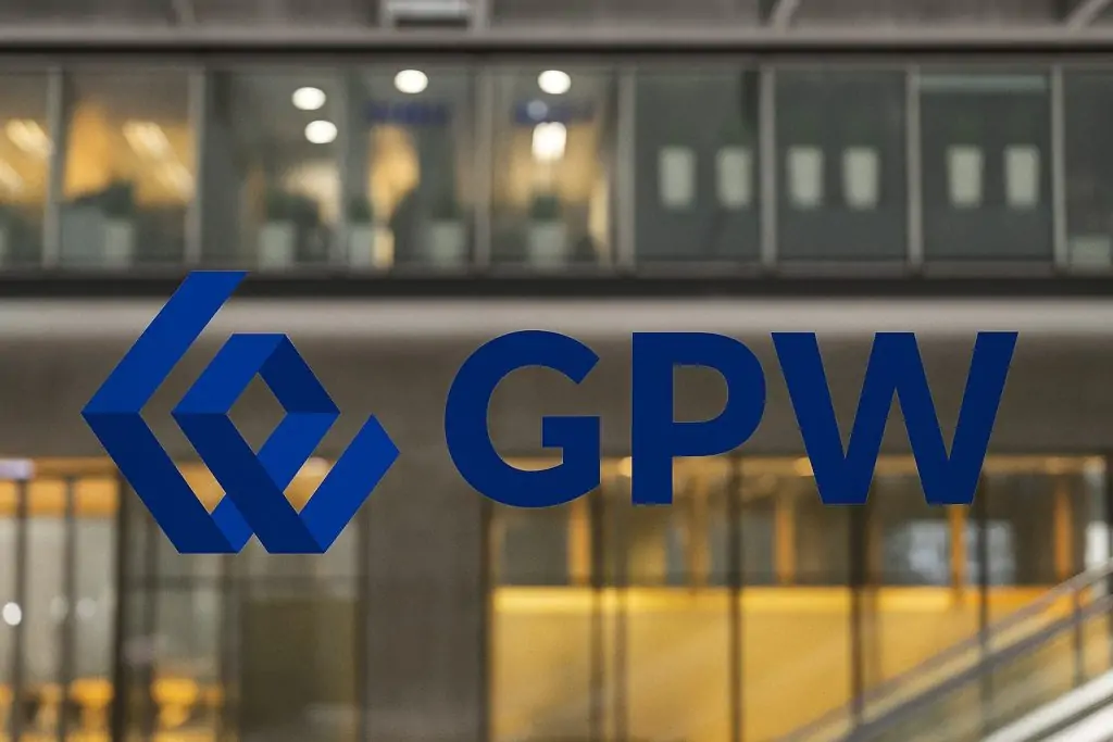 Warsaw Stocks Rally After Holiday; WIG20 Closes Above 3,050 as Banks and Energy Lead