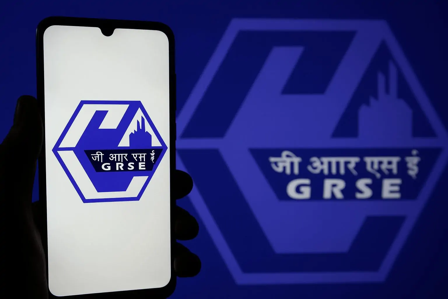 GRSE Share Price Today, 28 November 2025: Garden Reach Shipbuilders Stock Edges Higher on Strong Q2 Earnings and Defence Theme