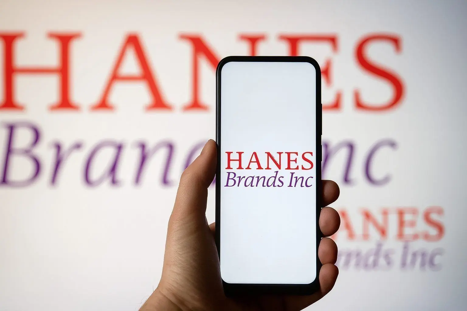 HanesBrands (HBI) Stock After the Gildan Takeover: What Delisting, Deal Terms and New Forecasts Mean for Investors (Dec 8, 2025)