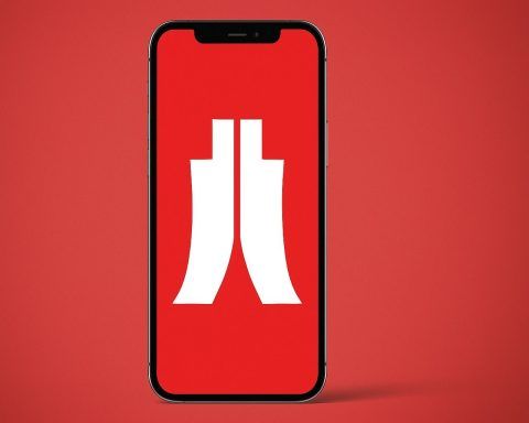 Hong Kong Stocks Close Slightly Higher as Tech Hype Cools; XPeng Soars on AI Buzz — Hang Seng Ends at 26,696 (Nov 11, 2025)