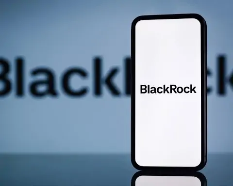 Bitcoin ETFs Bleed Record $3.79 Billion as BTC Slides Toward $80K: Inside November’s Crypto Rout