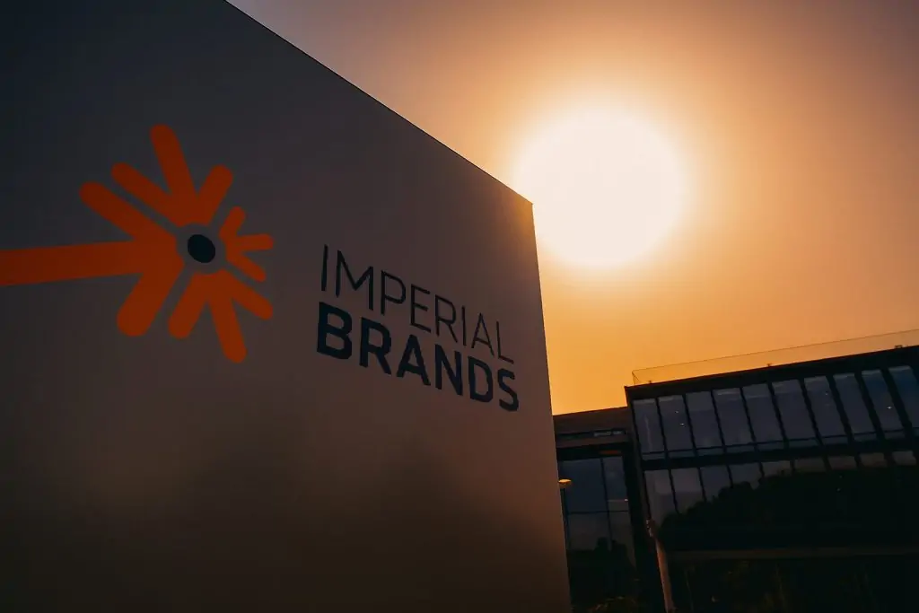 Imperial Brands (LON: IMB) Share Price on 28 November 2025: Ex‑Dividend, Analyst Upgrades and New ‘Zone’ Nicotine Pouch Launch