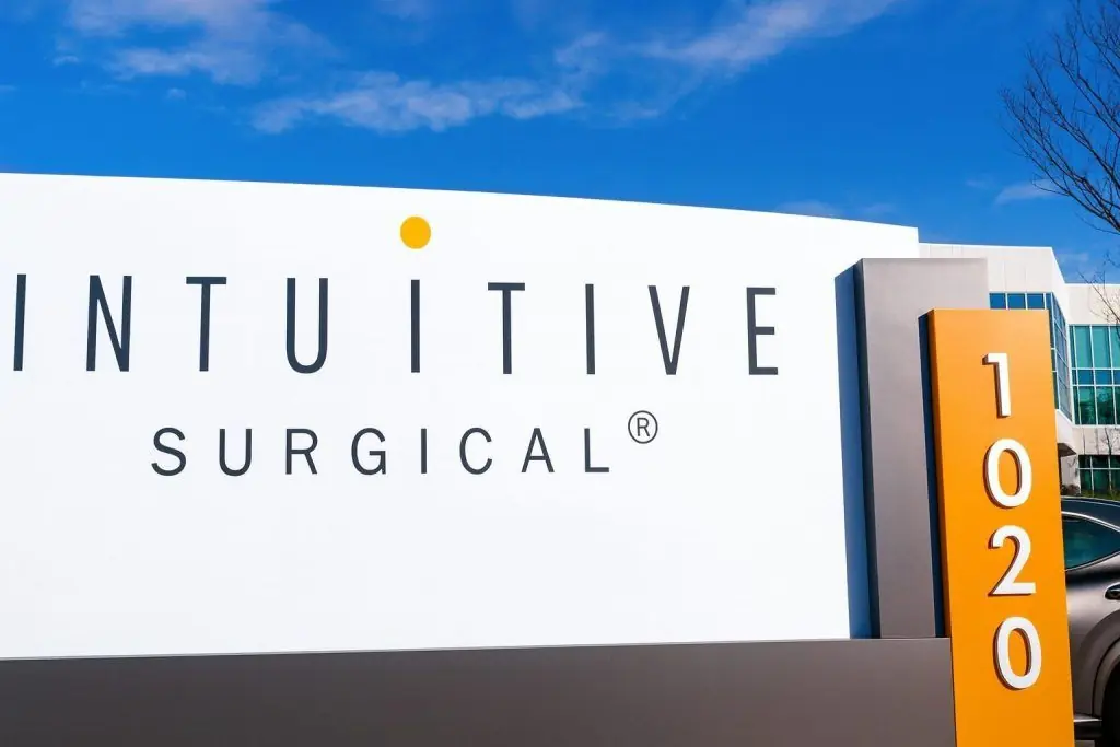 Intuitive Surgical (ISRG) Stock Forecast for December 1, 2025: Price, News and Analysis Before the Bell