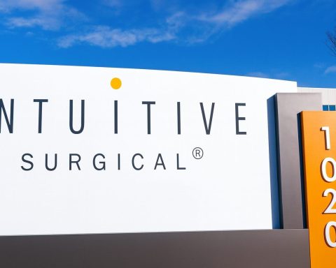 Intuitive Surgical (ISRG) Stock Forecast for December 1, 2025: Price, News and Analysis Before the Bell