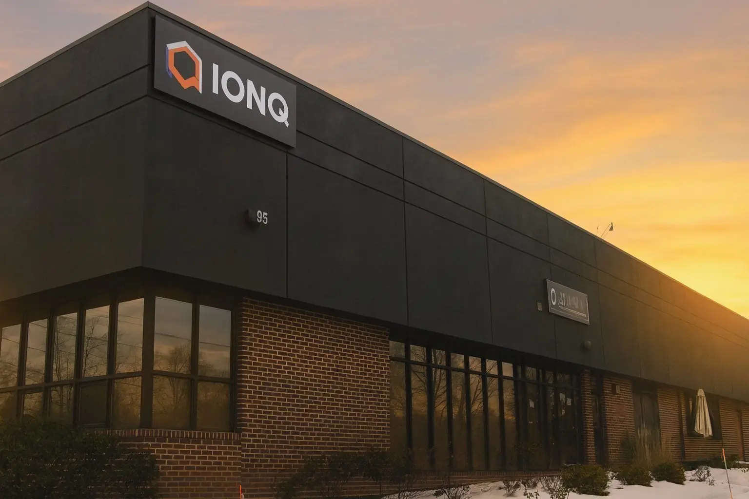 IonQ Stock Jumps After Quantum Breakthroughs and Biotech Deal: IONQ Price, Forecast and Outlook as of December 5, 2025
