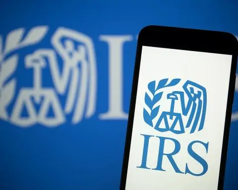 No, the IRS Isn’t Sending Stimulus Checks in November 2025—But Trump Just Floated a $2,000 ‘Tariff Dividend’