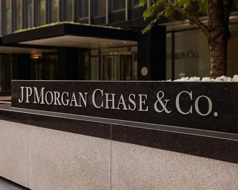 JPMorgan Chase & Co. (JPM) Stock Today – Crypto Boycott Backlash, Data‑Breach Fallout and Dividend Strength on November 24, 2025