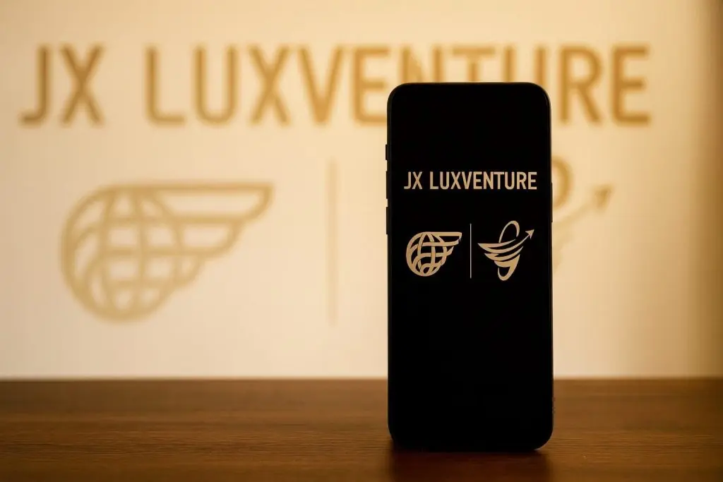 JXG Stock Soars After Reverse Split: Inside JX Luxventure’s Double‑Digit Rally on November 24, 2025