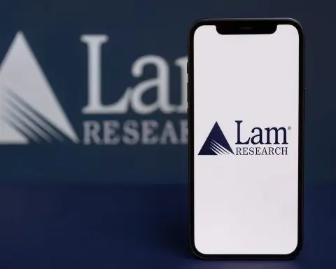 Lam Research (LRCX) Stock Outlook: News, Forecasts and Key Levels Before the Market Opens on December 1, 2025