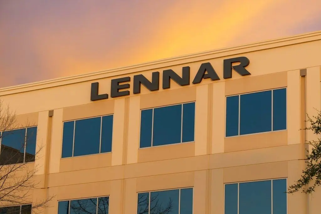 LEN Stock News Today (Nov. 29, 2025): Lennar’s Rebound, Millrose Exchange Offer and CEO Transition