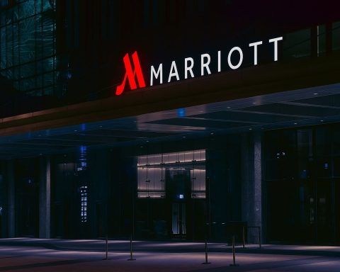 Marriott–Sonder Meltdown: Guests Evicted Mid‑Stay as Sonder Winds Down; Marriott Now Directs Refunds to Credit Cards (Nov. 12, 2025)