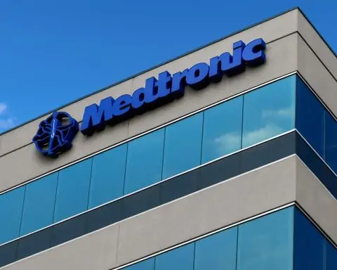 Medtronic (MDT) Stock Near 52‑Week High as Truist Hikes Target and Norges Bank Buys Big