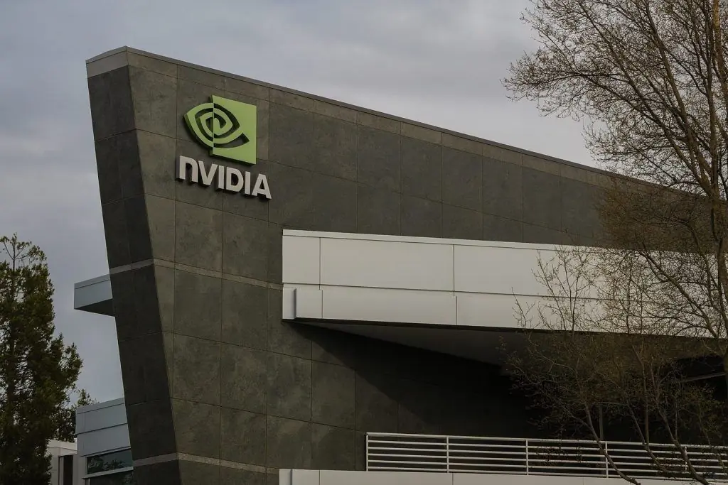 Nvidia (NVDA) Stock on November 30, 2025: “We’re Not Enron” Memo, Burry Feud and Wall Street Targets After a 20% Sell-Off