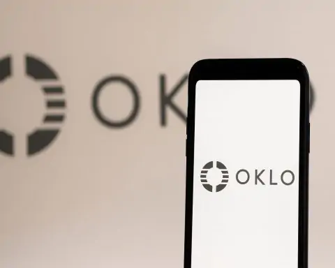 Oklo stock slips in afternoon trade as insider trust transfers hit filings, eyes on nuclear licensing