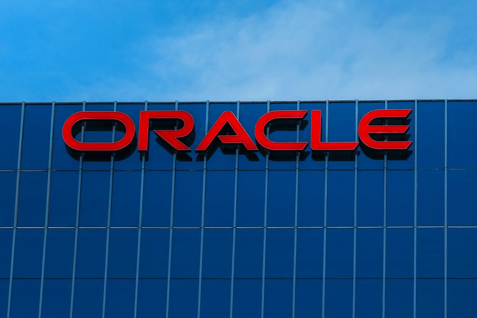 Oracle Stock Today (NYSE: ORCL) – AI Bubble Jitters, Stargate Antitrust Fears and Big Buyers on November 23, 2025