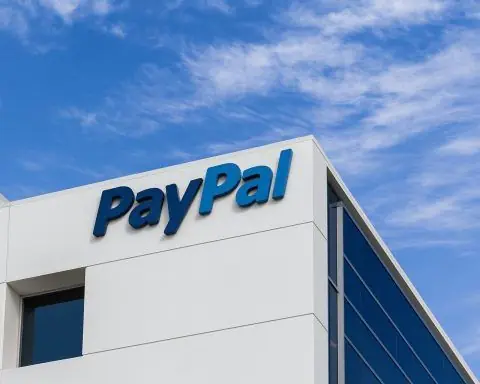 PayPal (PYPL) Stock on November 29, 2025: Big-Money Buying, AI Deals, BNPL Expansion and a New Dividend