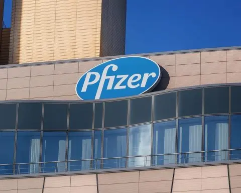 Pfizer (PFE) Stock Today: Near‑7% Dividend Yield, Obesity Bet and Pipeline Shift Take Center Stage – November 25, 2025