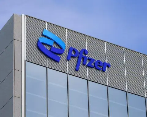 Pfizer (PFE) Stock Today, November 26, 2025: Options Surge, Obesity Bet and Cancer Win Shape the Outlook