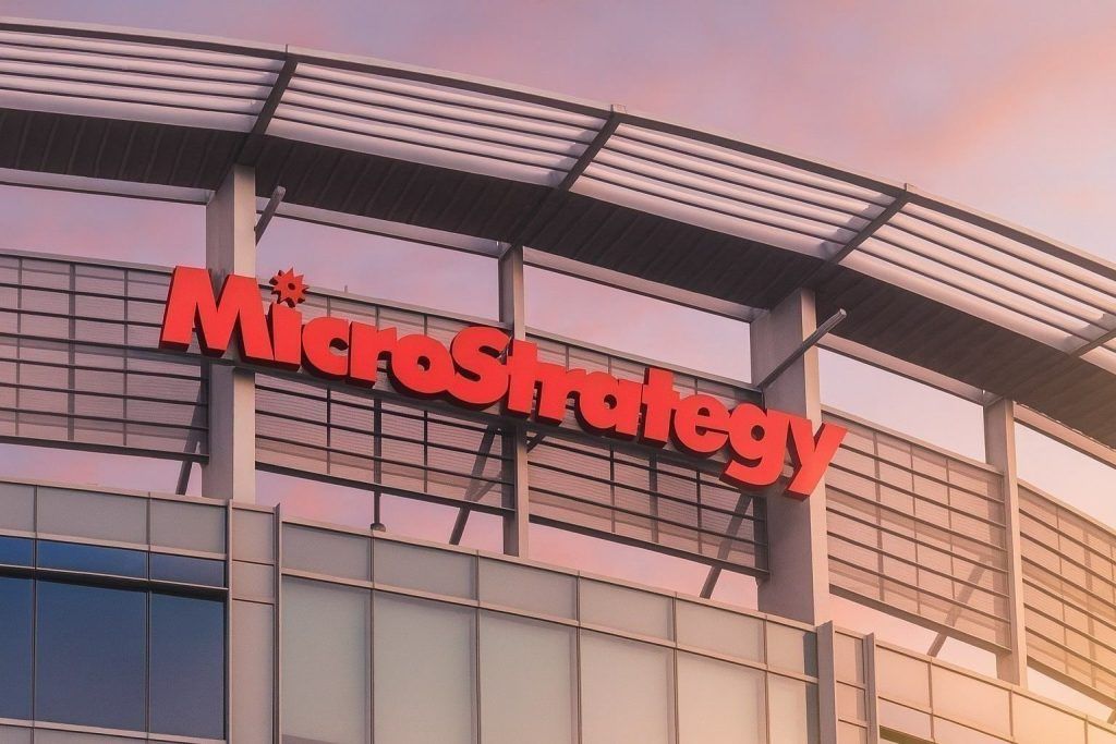 Prognoza akcji MSTY na grudzień 2025: Co oznaczają dla inwestorów ETF YieldMax z ponad 100% stopą zwrotu, odwrotny split i zmienność Bitcoina