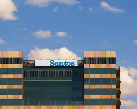 Santos Limited (ASX: STO) on 1 December 2025: Share Price, Takeover Fallout and 2026 Outlook