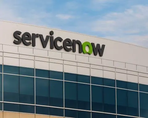ServiceNow (NOW) Stock Outlook Before the December 1, 2025 Open: Q3 Beat, AI Push, Veza Deal Talk and Split Catalysts