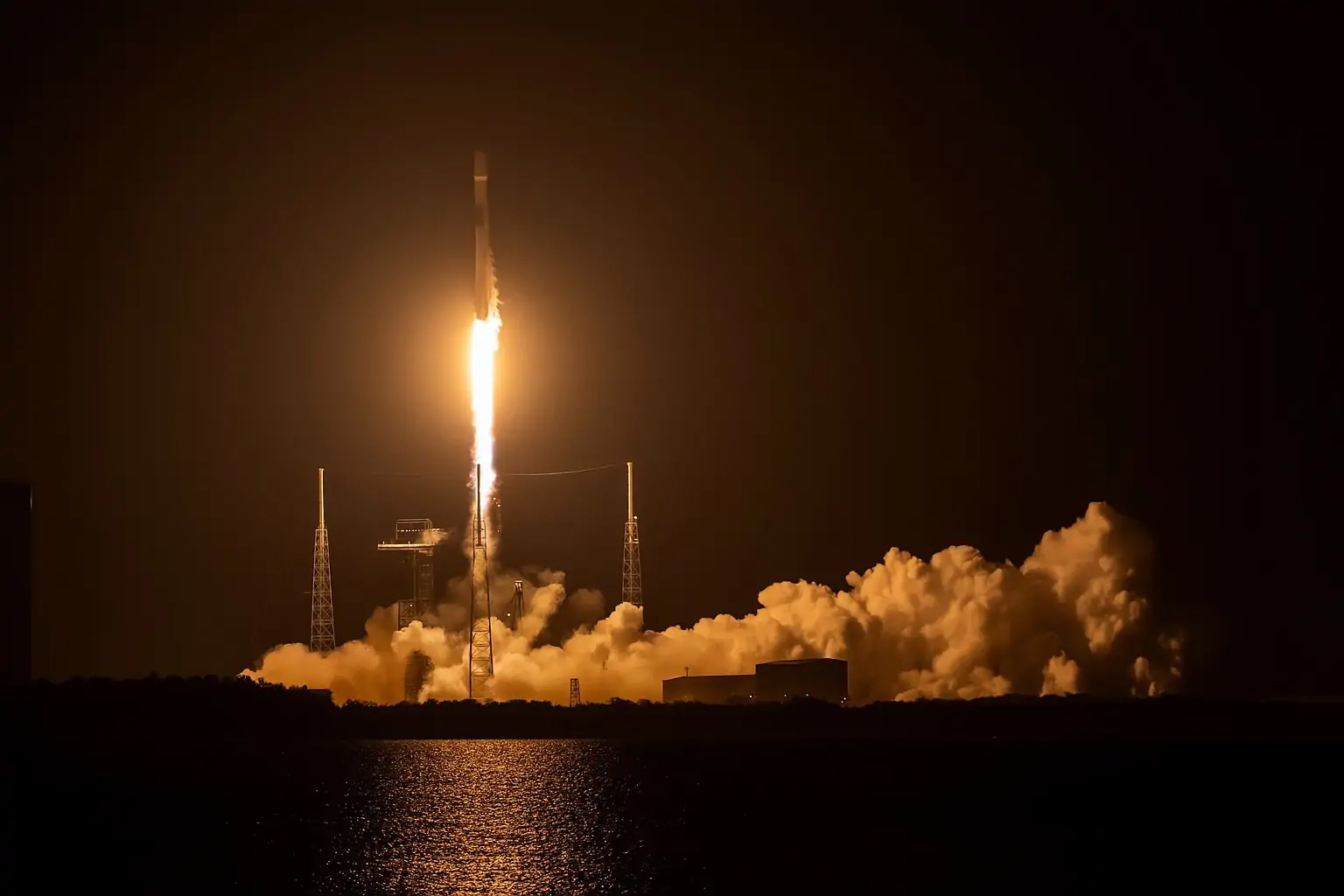 SpaceX launches 29 Starlink satellites from Florida; targets another 28 from Vandenberg today (Nov. 6, 2025)