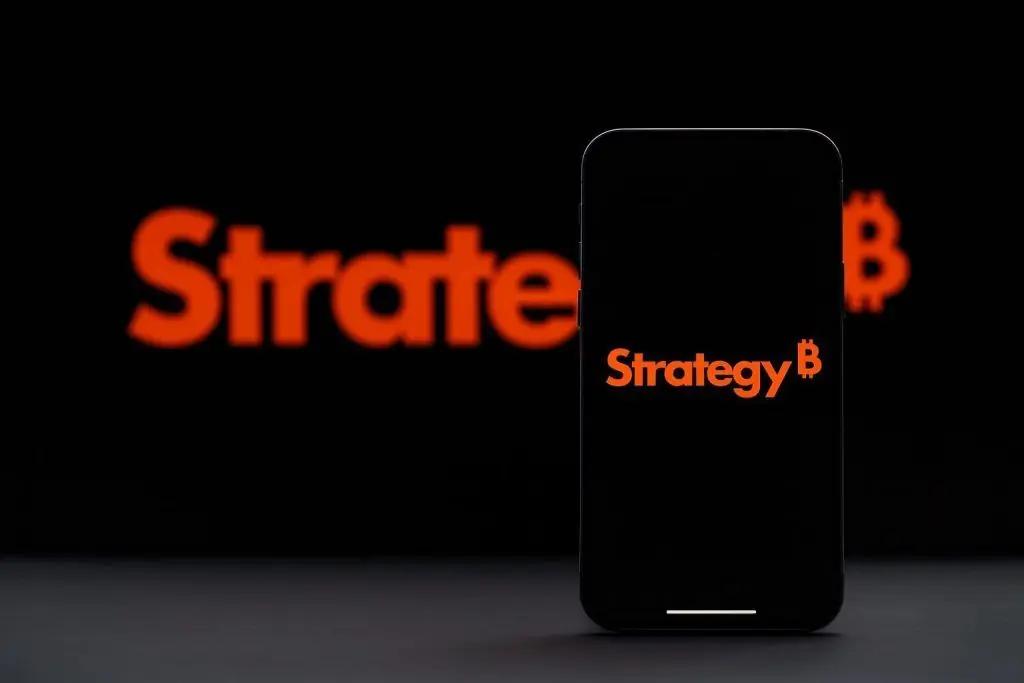 Strategy Inc (MSTR) Stock Outlook: Bitcoin Proxy Faces MSCI Index Risk Before Market Opens on November 28, 2025