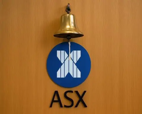 Sydney Stock Market Outlook: APRA Clampdown, QBE Buyback and Key ASX 200 Themes Before the 28 November 2025 Open