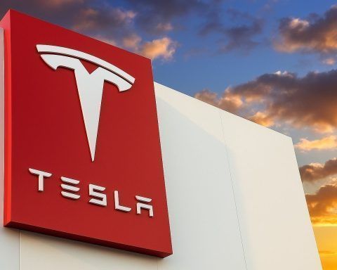 Tesla Stock Today, November 28, 2025: New Battery Patent, Free FSD Rides and Big‑Money Moves