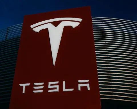 Tesla (TSLA) Stock Today, November 28, 2025: Black Friday Trade Centers on Robotaxis, FSD v14 and Musk’s $1 Trillion Pay Deal