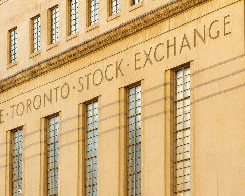 TSX Closed Today: Oil, Gold and Canada CPI to Watch Before Stocks Reopen