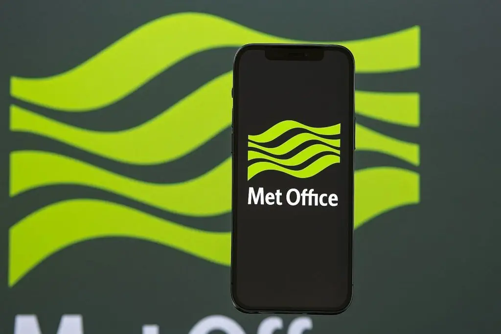 UK Met Office and NESO Sign MoU to Boost Climate Resilience Across Britain’s Energy System (10 Nov 2025)